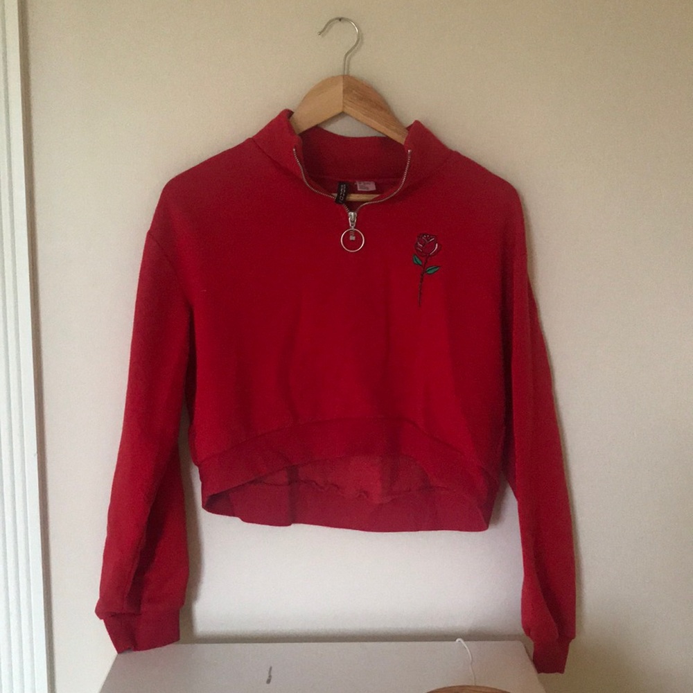 H&M cropped red sweatshirt with embroidered rose